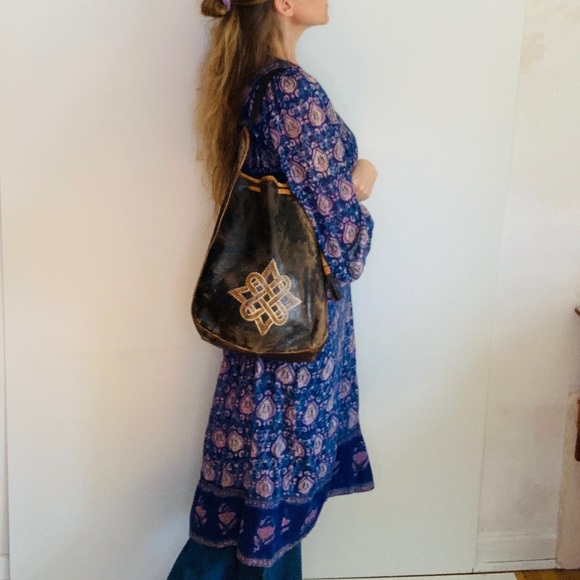 Vintage Boho Bag🤎Exceptionally Cool🤎 100% Leather, Circa 1960’s - Picture 2 of 11